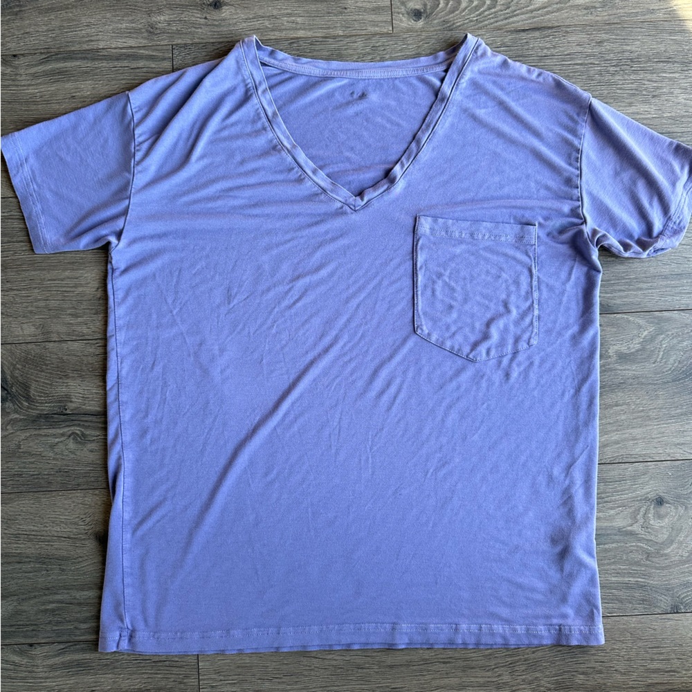 Kyte Baby Women’s Relaxed V-Neck in Orchid